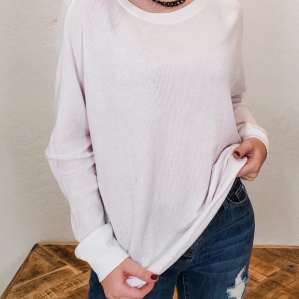 📍SOLD📍Mono B Pullover